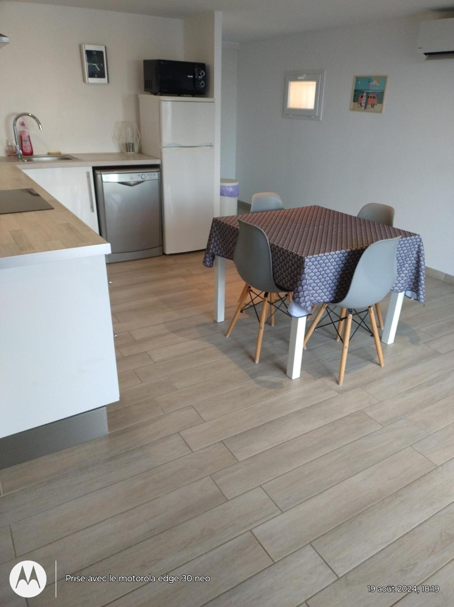 Appartement hyères Esterno foto