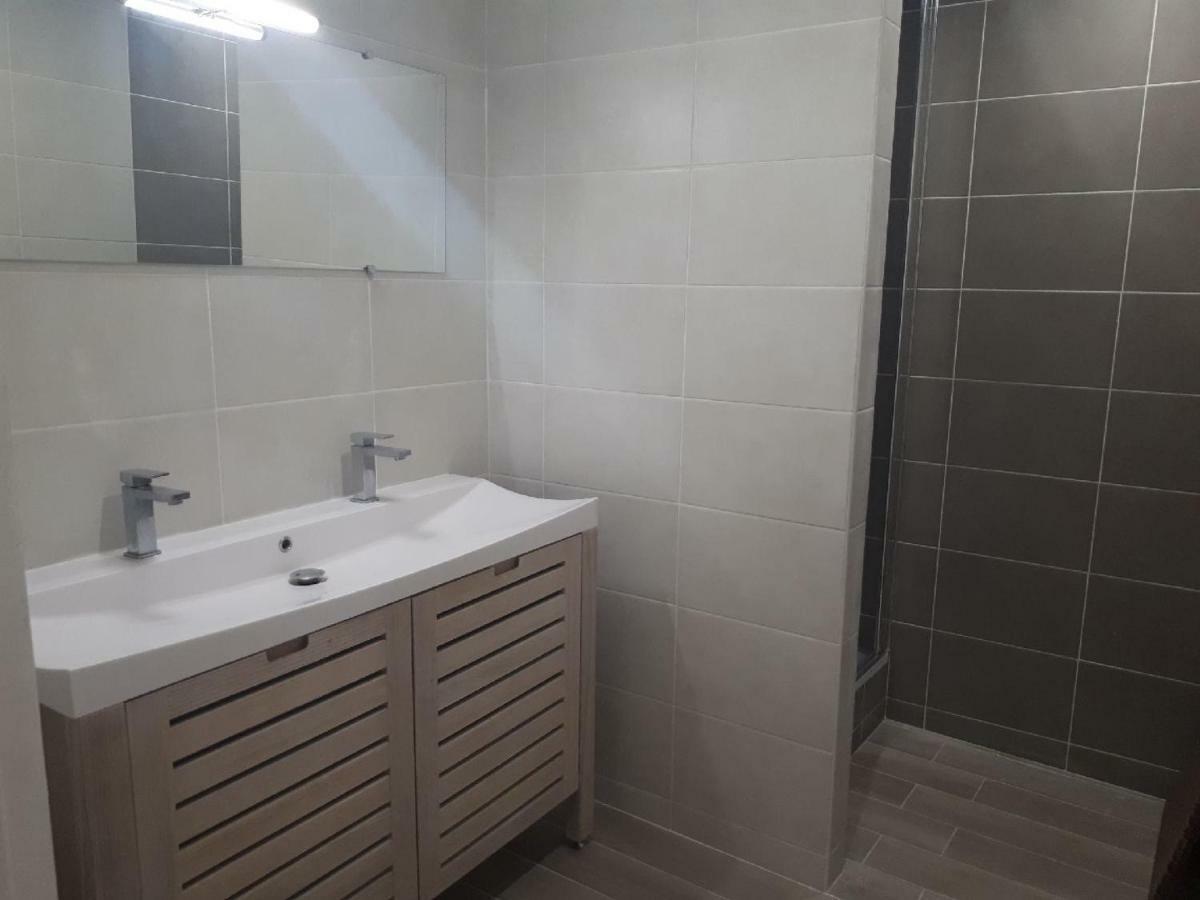 Appartement hyères Esterno foto